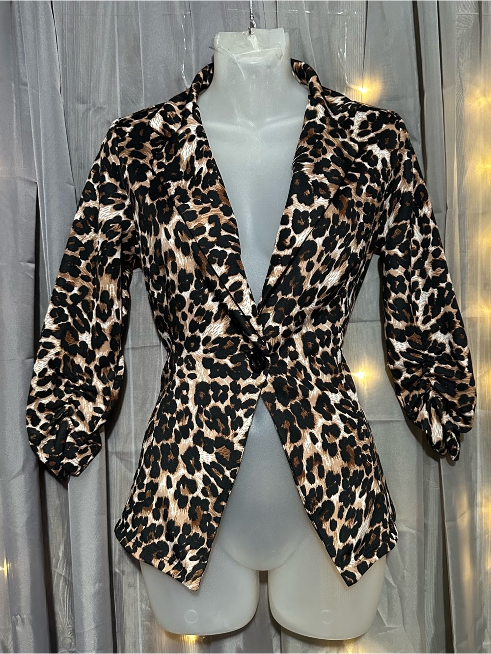 Strawberry Heart Leopard print 3/4 ruched sleeve blazer Sz M 2000s Y2K